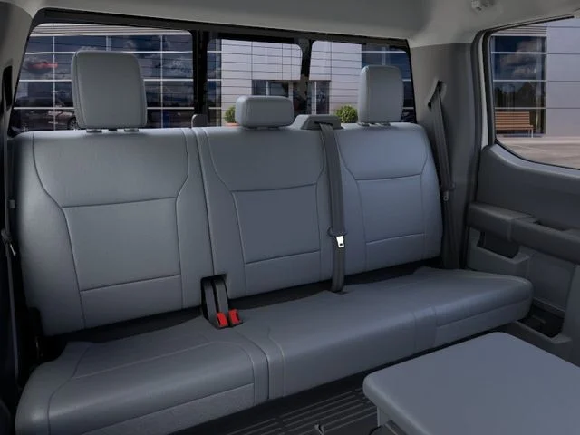 2025 Ford F-350 Super Duty Chassis Cab XL - Photo 11