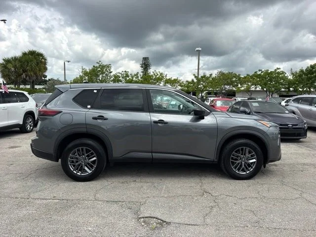Used 2024 Gray Nissan S image 10