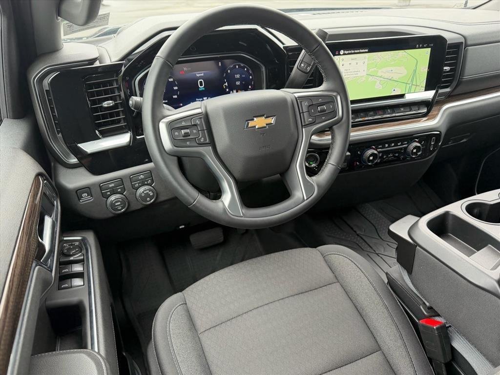 Used 2026  CHEVROLET RST image 10