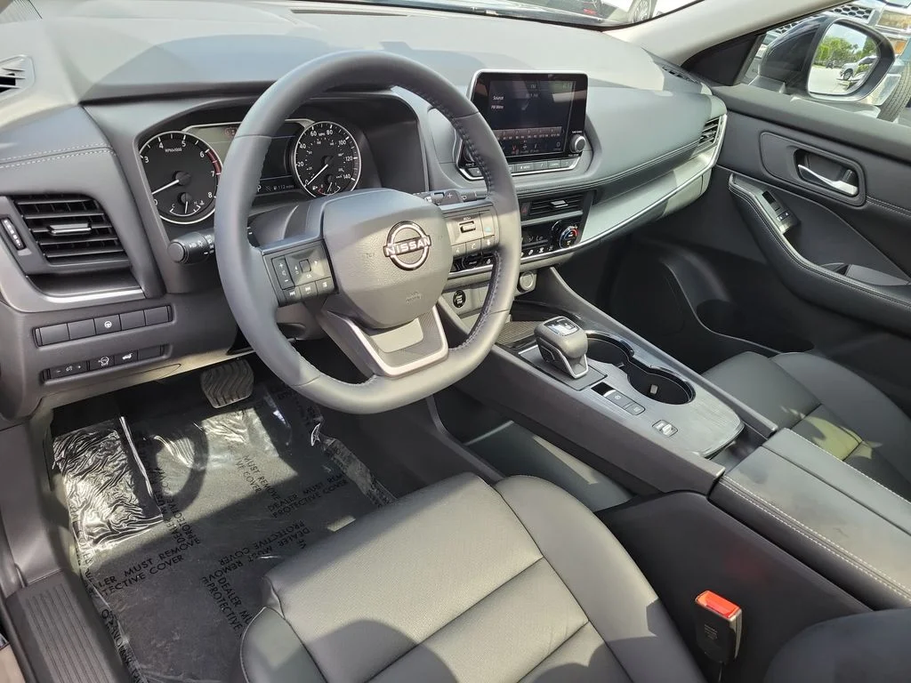 Certified Used 2026 Black Nissan Dark Armor image 18