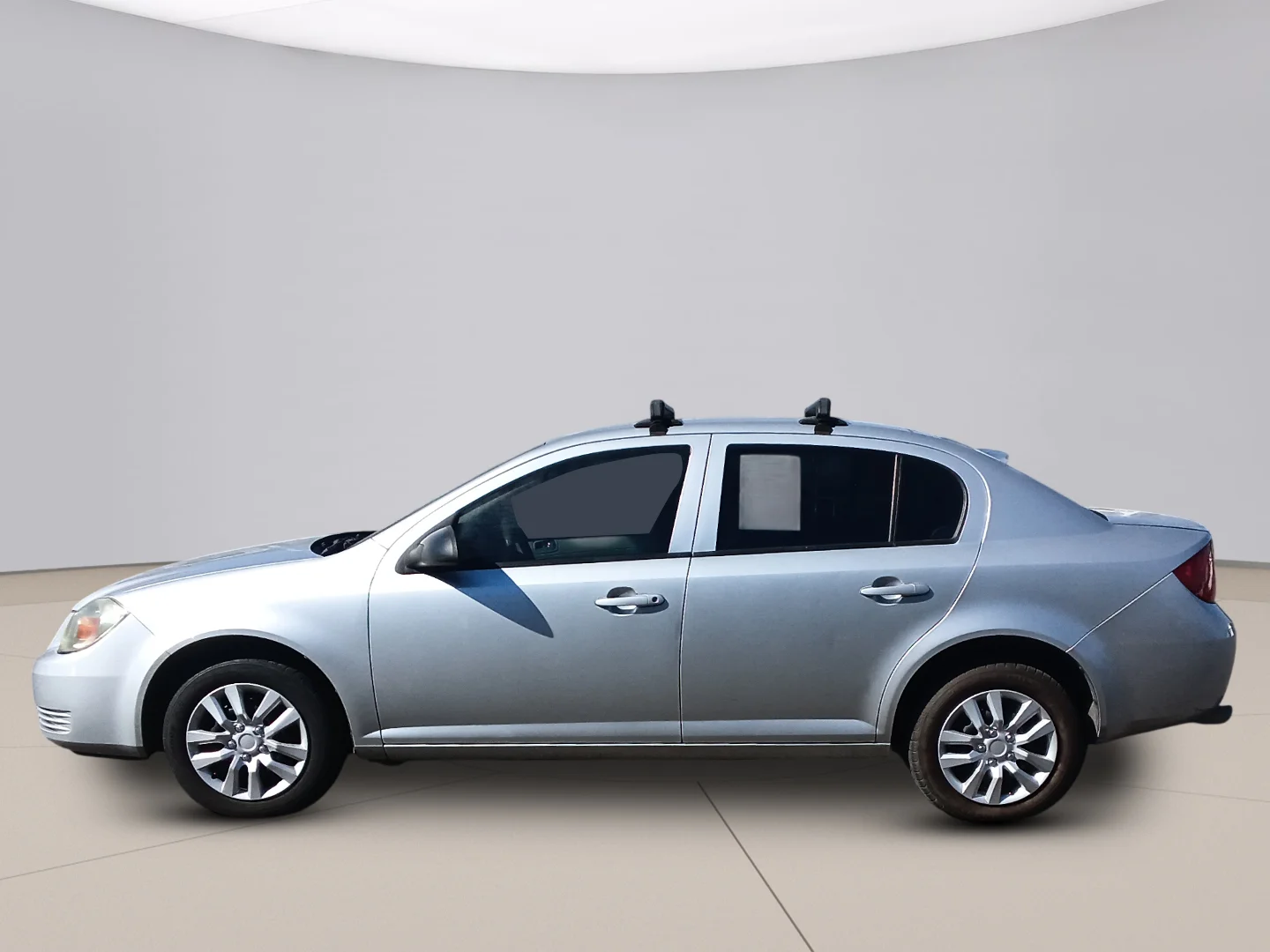 Used 2010 Gray Chevrolet  image 10