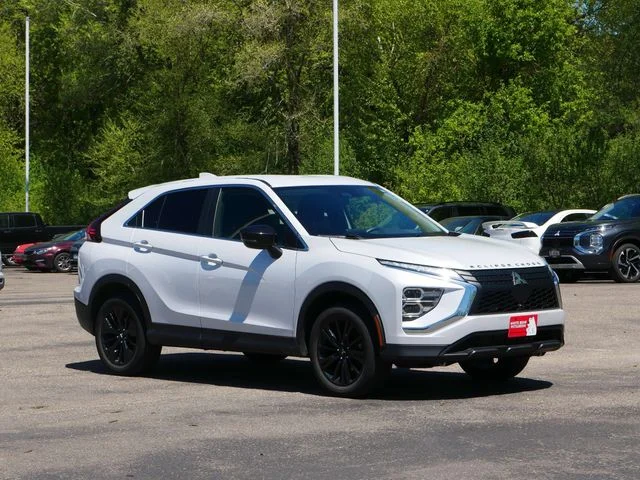 2023 Mitsubishi Eclipse Cross LE S-AWC's photo