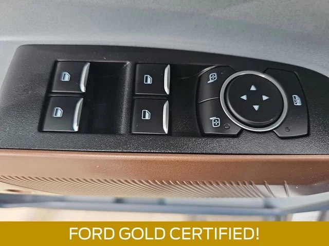 Used 2024 Silver Ford Lariat image 28