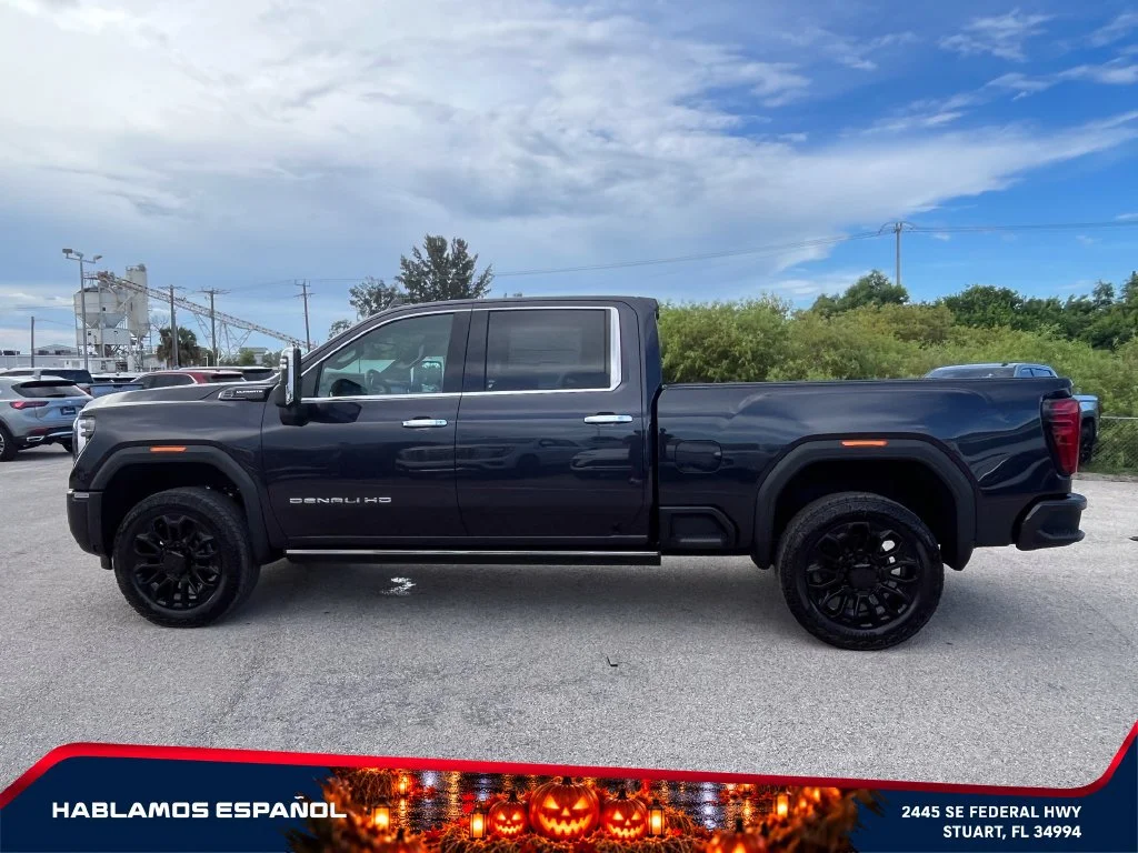 New 2026 Titanium Rush Metallic GMC Denali Ultimate image 4