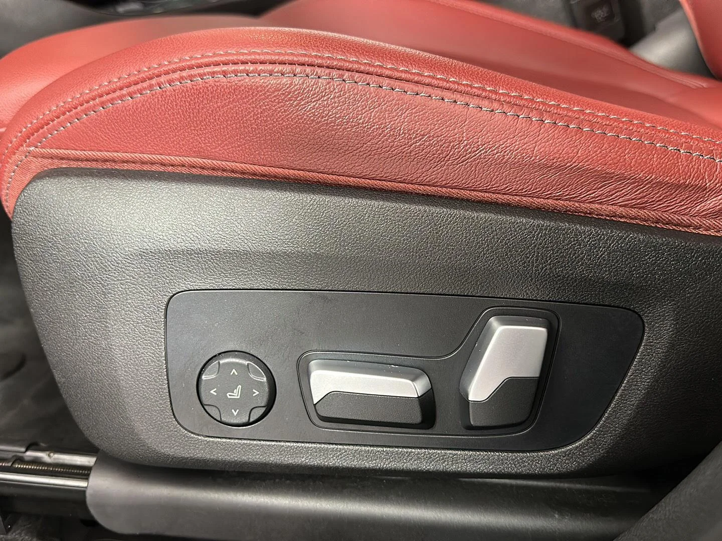 Used 2022 Dark Graphite Metallic BMW M40i image 12