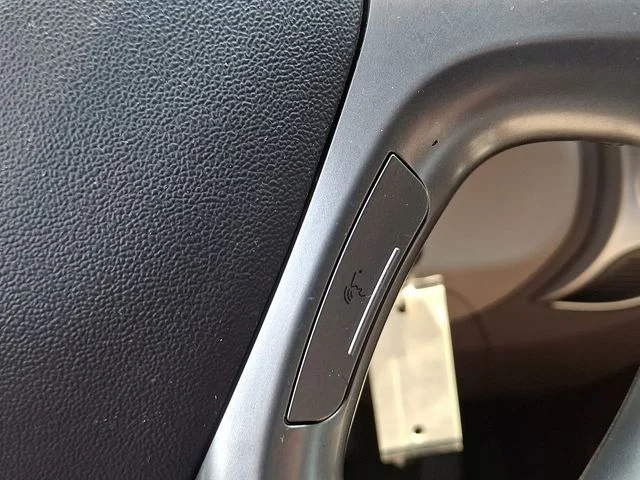 Used 2011 Gray Hyundai Limited image 30