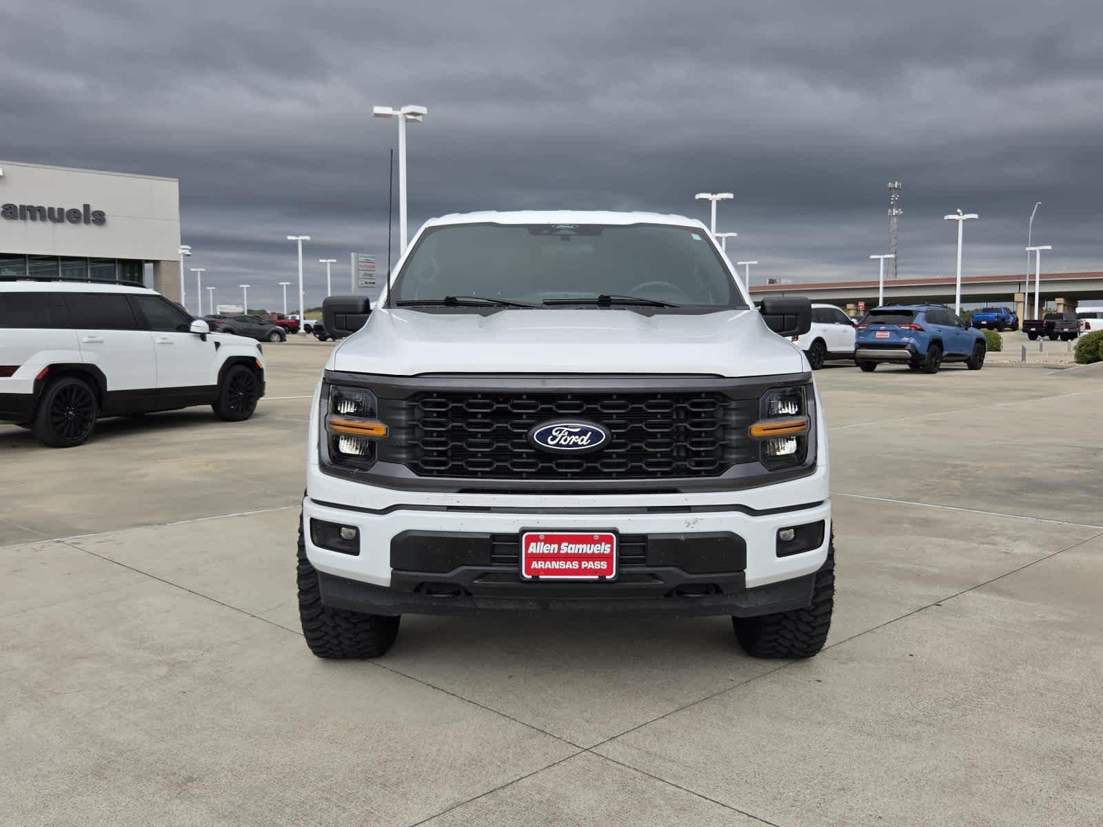 Used 2024 Oxford White Ford STX image 8