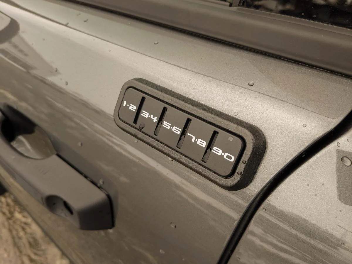 Used 2025 Grey Ford Big Bend image 9