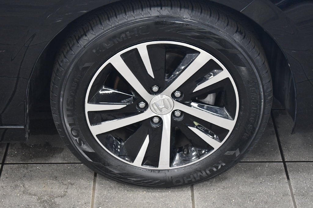 2024 Honda Civic Hatchback LX - Photo 11