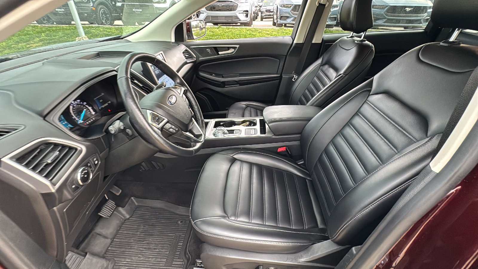 Used 2023 Red Ford SEL image 19