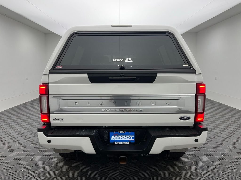 Used 2022 White Metallic Ford Platinum Lifted Truck image 8