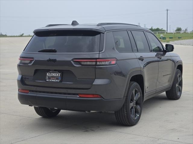 New 2026 Baltic Gray Metallic Clear-Coat Exterior Paint Jeep Limited image 5