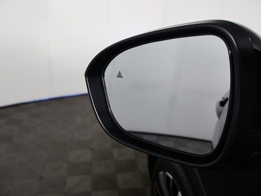 2025 Mitsubishi Outlander SEL - Photo 39