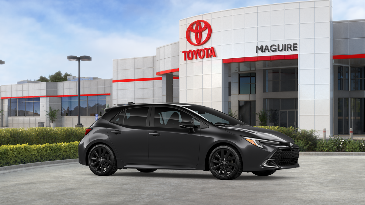 New 2026 Magnetic Gray Metallic with Midnight Black Metallic roof Toyota XSE image 45