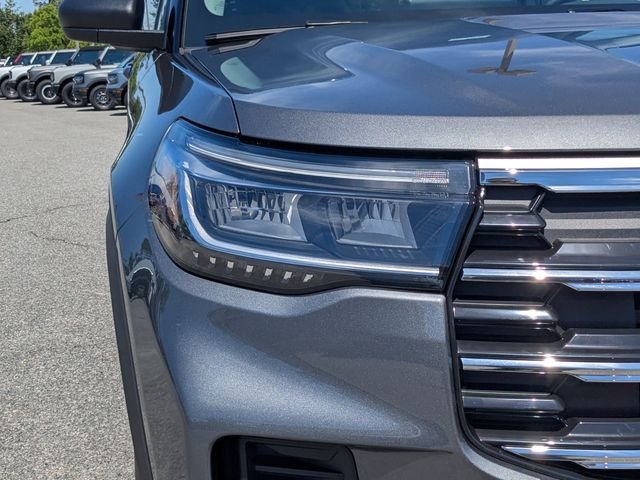 New 2026 Carbonized Gray Metallic Ford Active image 10