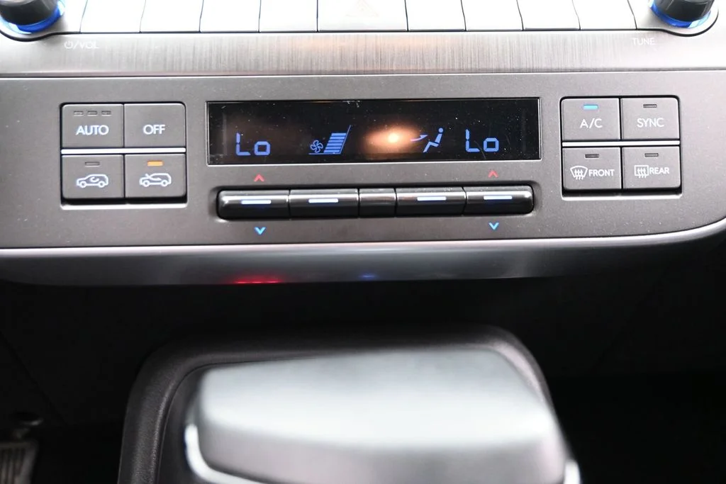 Used 2025 Gray Hyundai SEL image 20