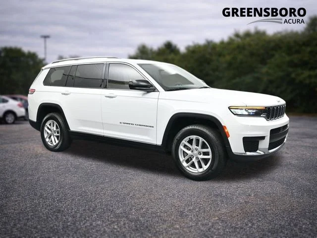 2023 Jeep Grand Cherokee L Laredo's photo