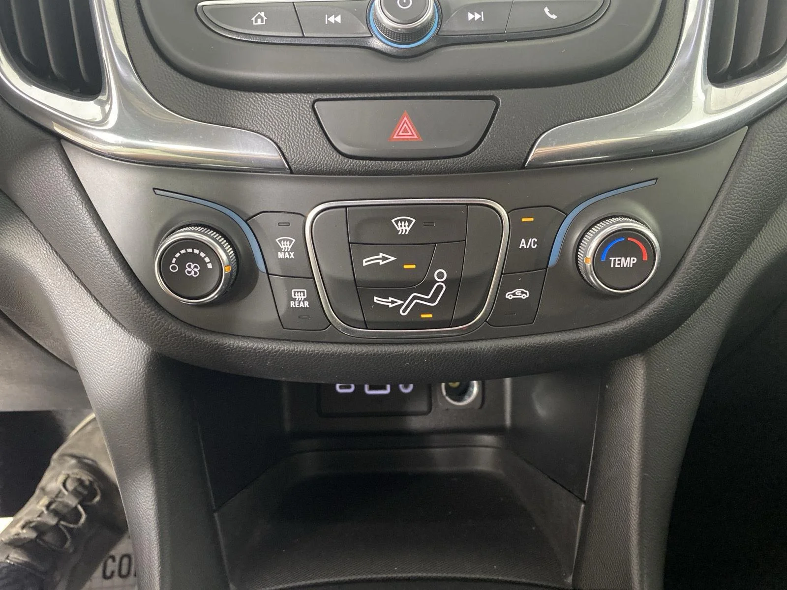 Used 2020 Summit White Chevrolet LT image 21