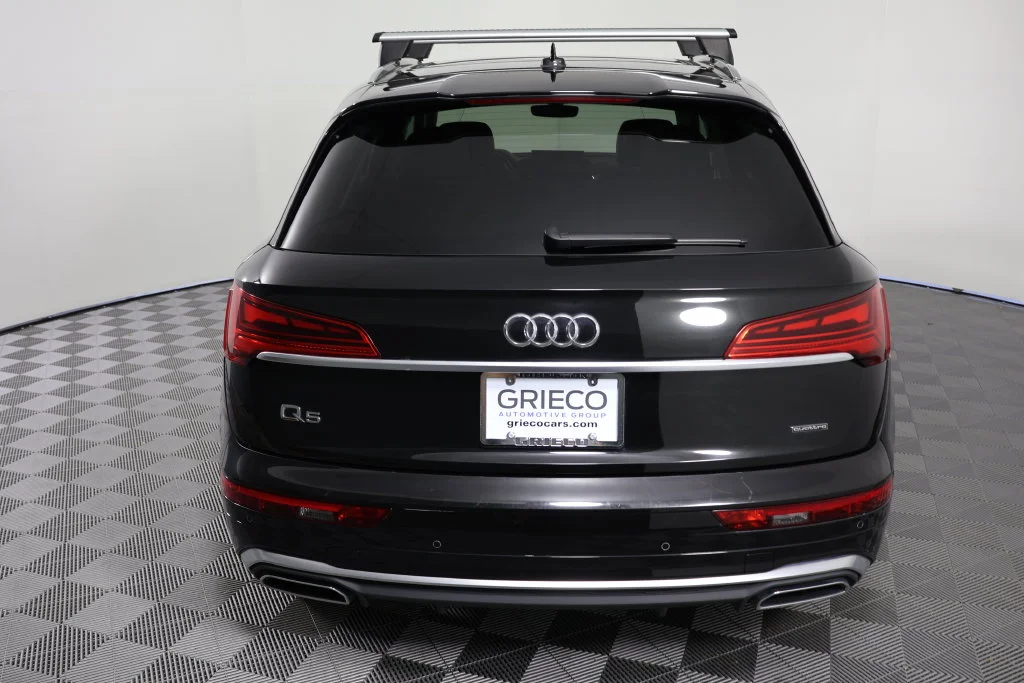 Used 2024 Mythos Black Metallic Audi 45 S line Premium Plus image 7