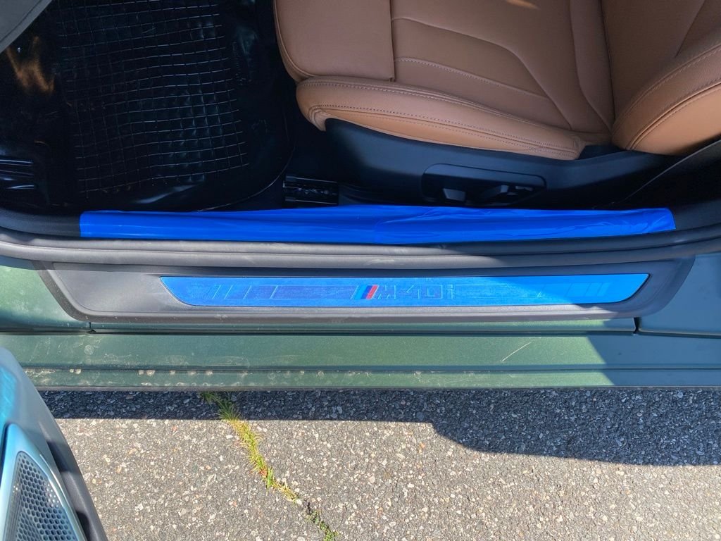 New 2026 Frozen Deep Green Metallic BMW M40i image 12