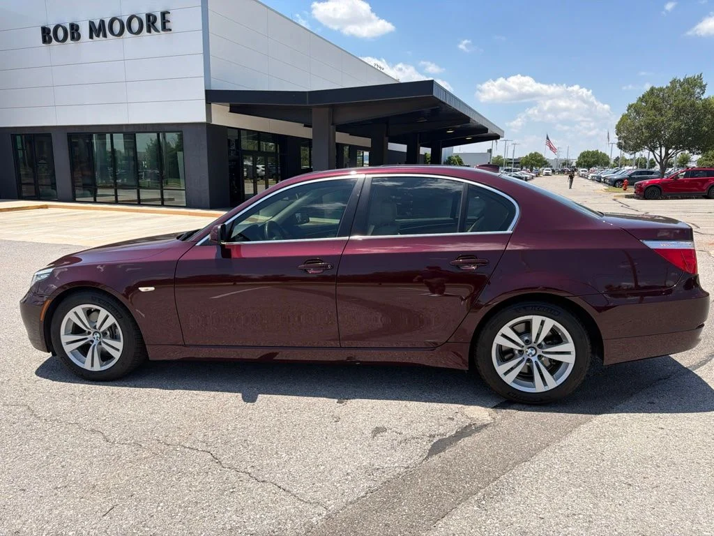 Used 2009  BMW 528i image 8