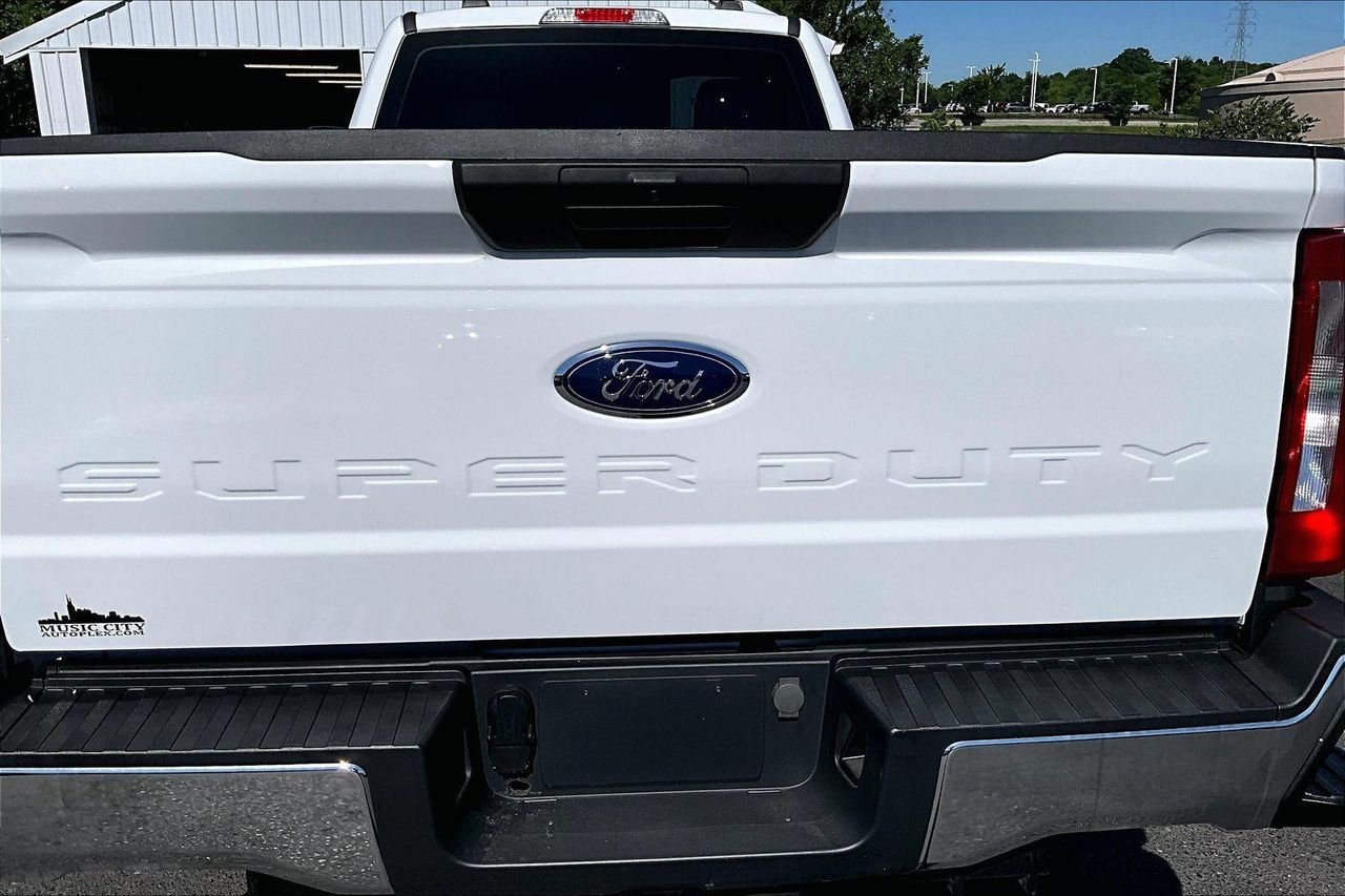 2024 Ford F-350 Super Duty XL - Photo 25