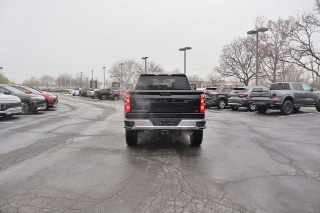 Used 2022 Black Chevrolet LT image 6