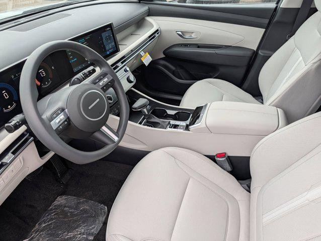 New 2026 Shimmering Silver Hyundai SEL image 7