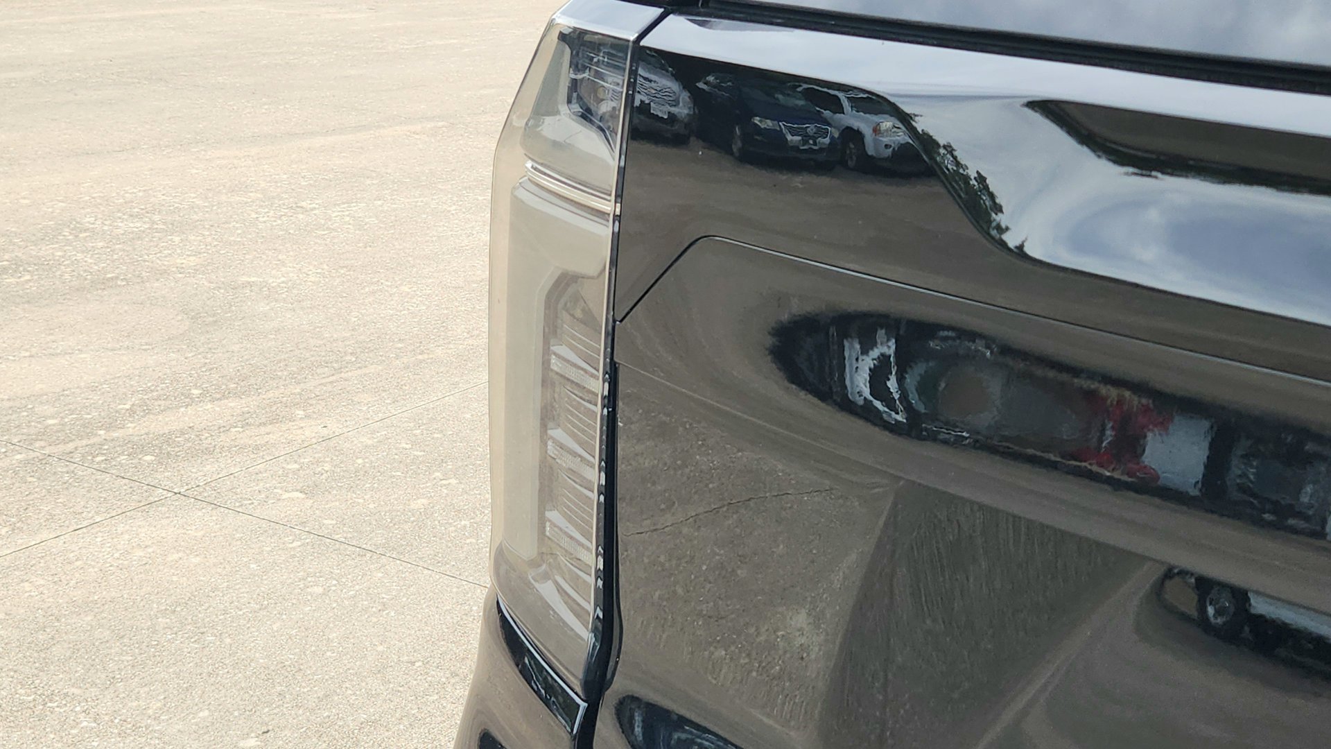 2026 Chevrolet Suburban High Country - Photo 10