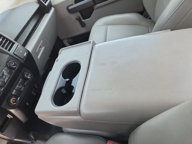Used 2018 White Ford XL image 15
