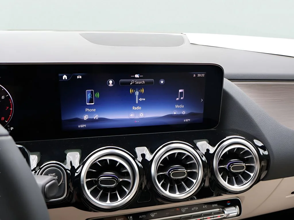 New 2026 Grey Mercedes-Benz GLA 250 image 21