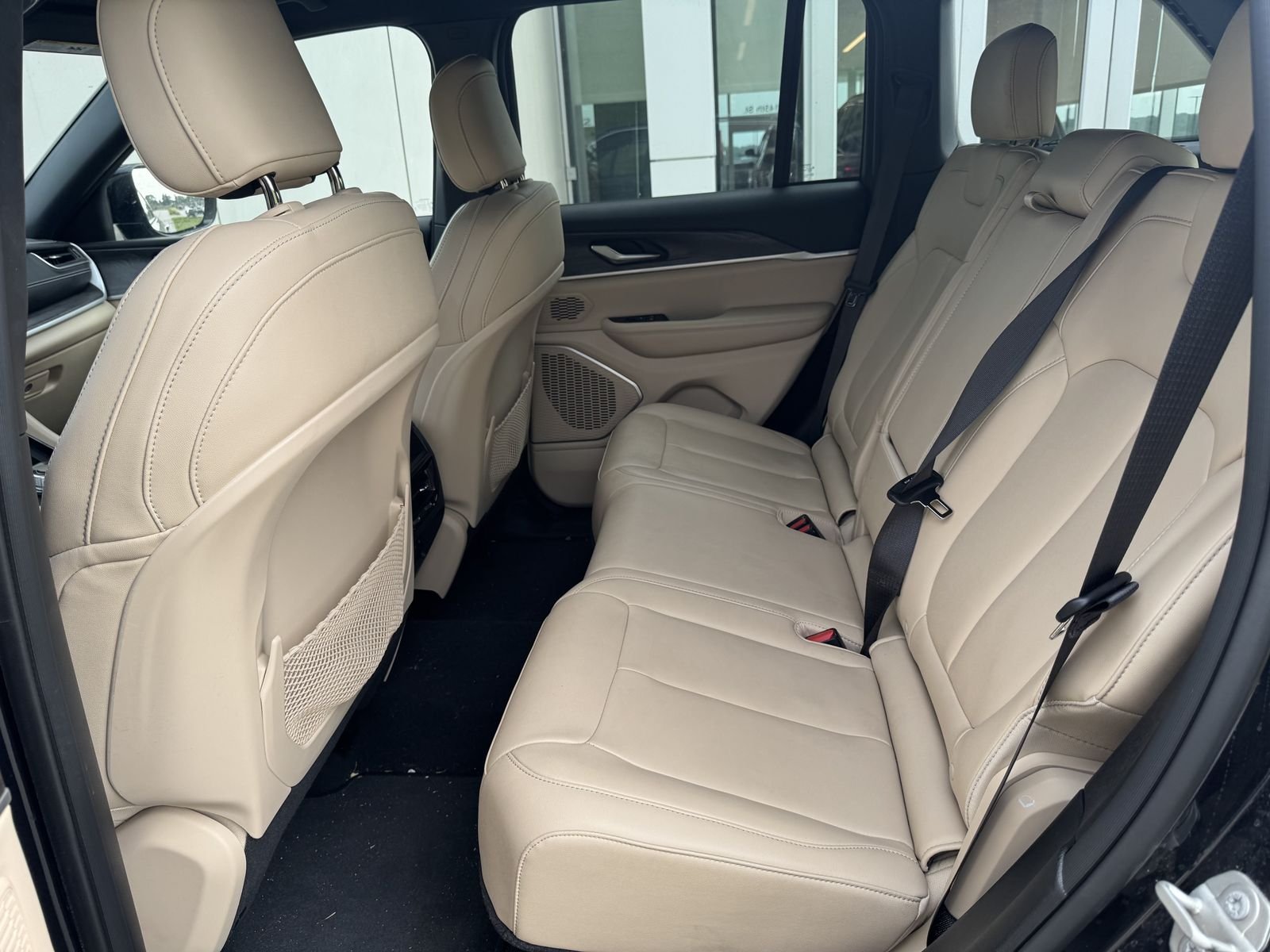 Used 2023 Black Jeep Limited image 6