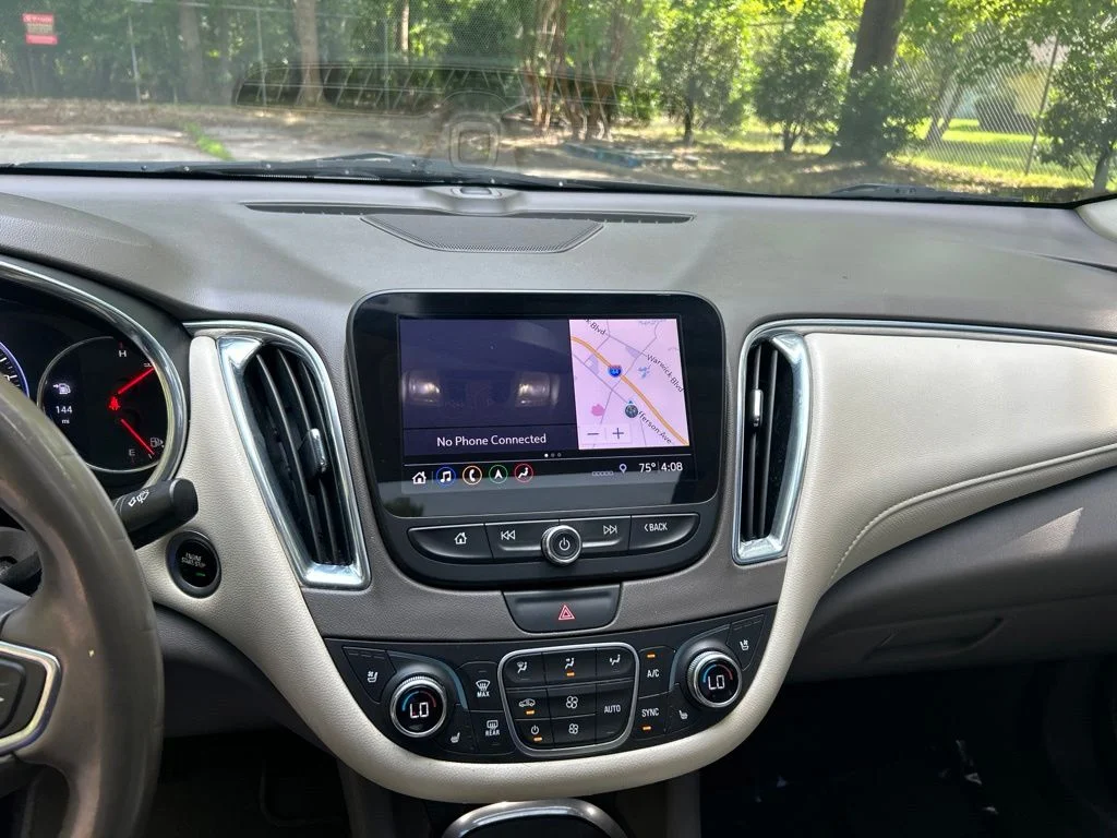 Used 2020 Black Chevrolet Premier image 18