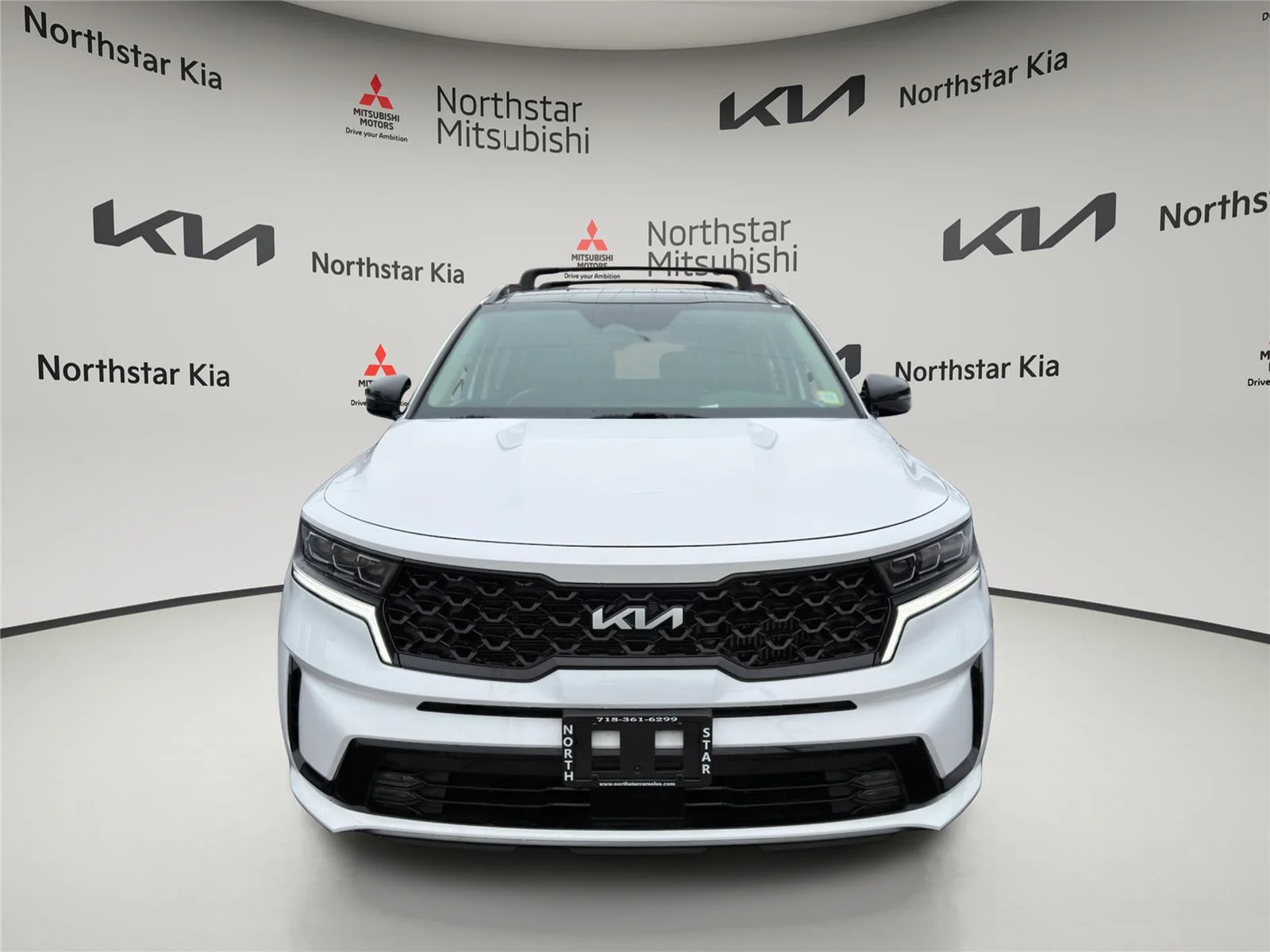 Used 2023 Glacial White Pearl Kia SX image 2