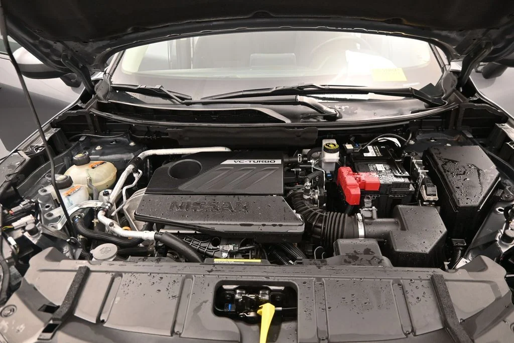 Used 2025 Gray Nissan SV image 16