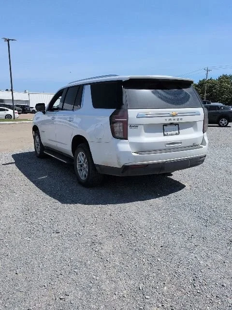 Used 2024 Summit White Chevrolet LT image 4