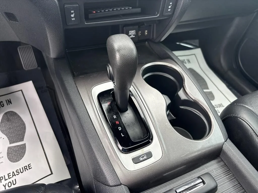 Used 2016  Honda EX-L image 36