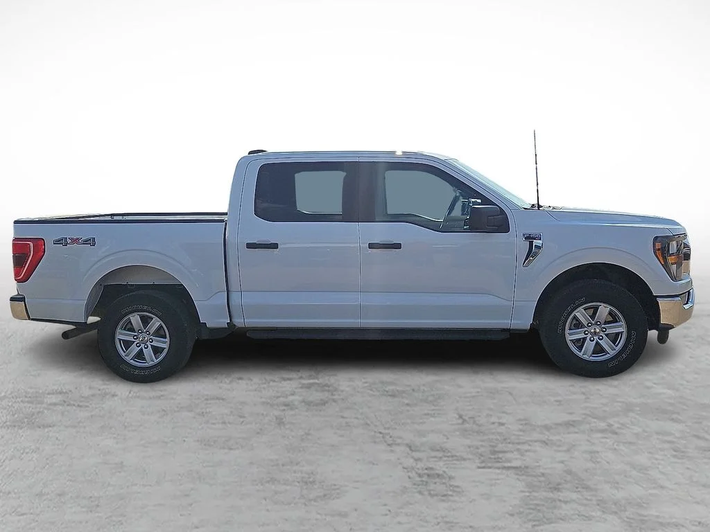 Used 2023 White Ford XLT image 12