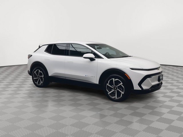 Used 2025 Summit White Chevrolet LT1 with PCY image 40