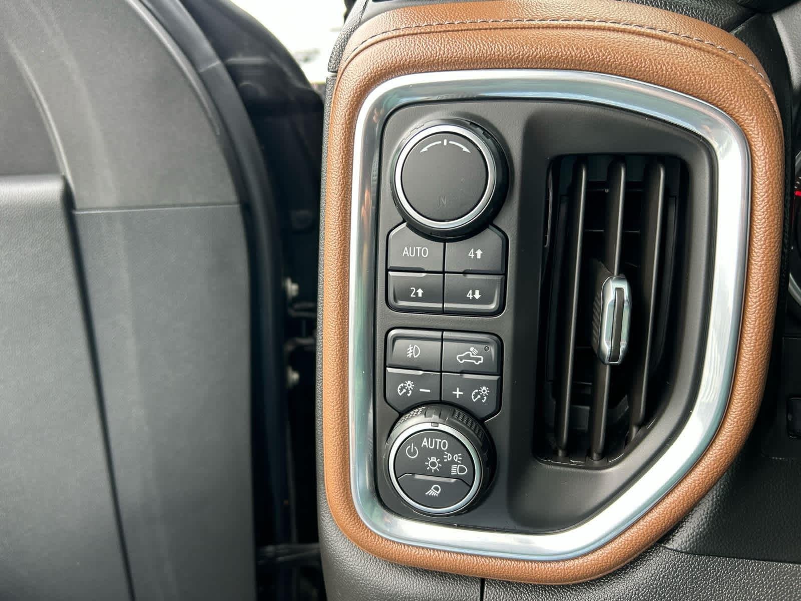 2019 Chevrolet Silverado 1500 High Country - Photo 33