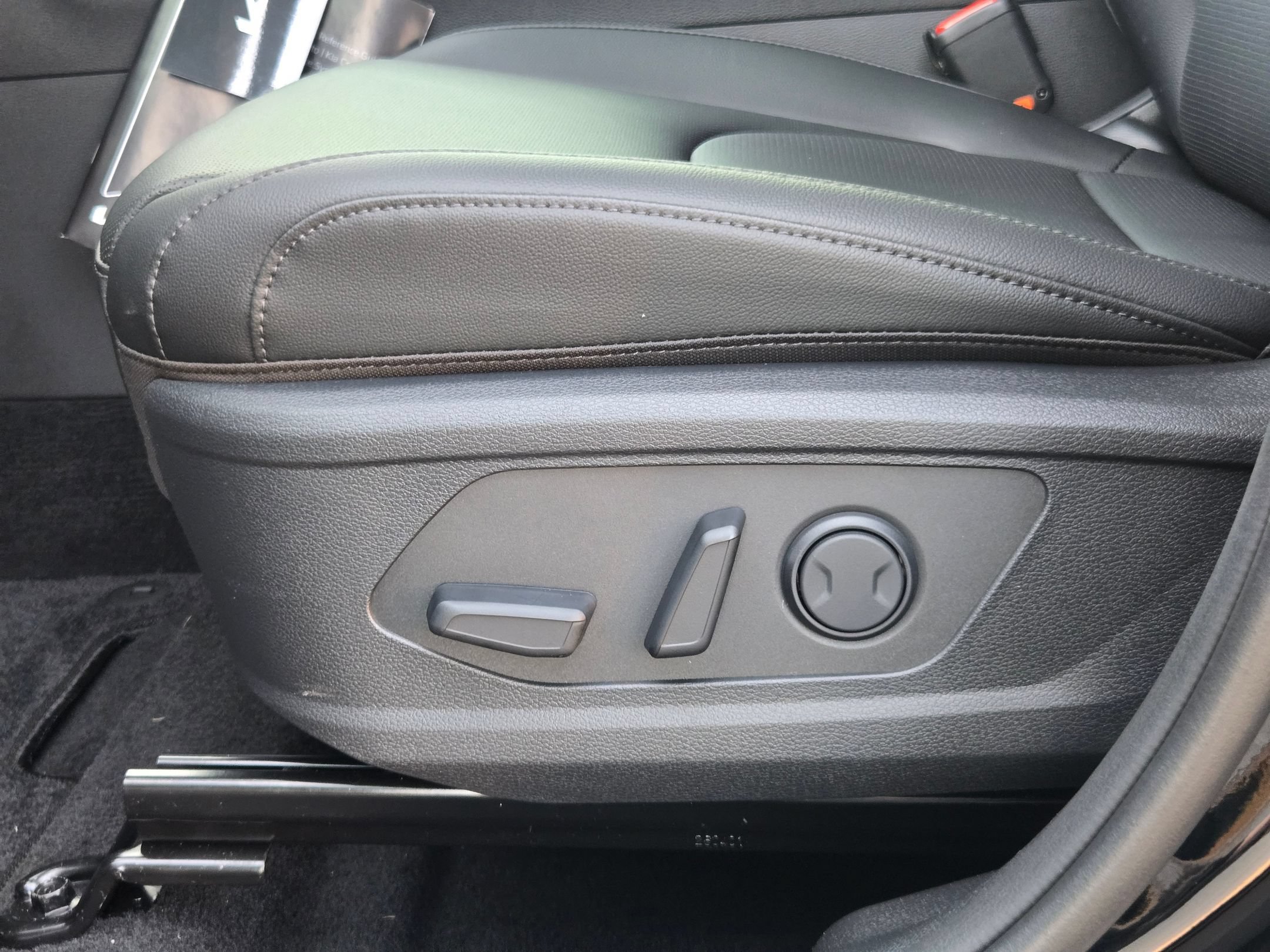 New 2026 Ebony Black Kia EX image 18