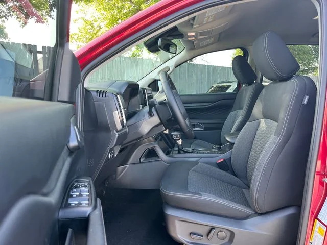 Used 2025 Red Ford XLT image 10