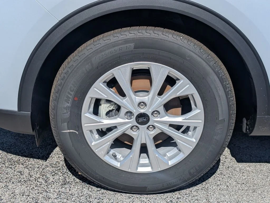 New 2026 Silver Ford Active image 11