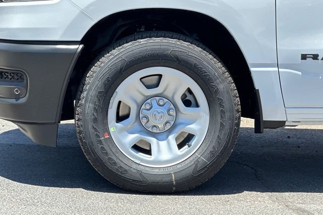 New 2026 Bright White Clear-Coat Exterior Paint RAM Tradesman image 23