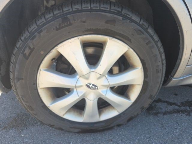 Used 2010 Steel Silver Metallic Subaru 3.6R Touring image 25