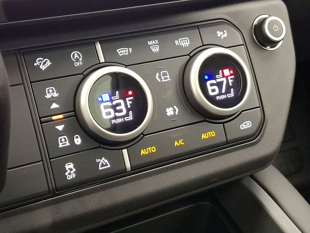 New 2026 Borasco Grey LAND ROVER X-Dynamic SE image 12