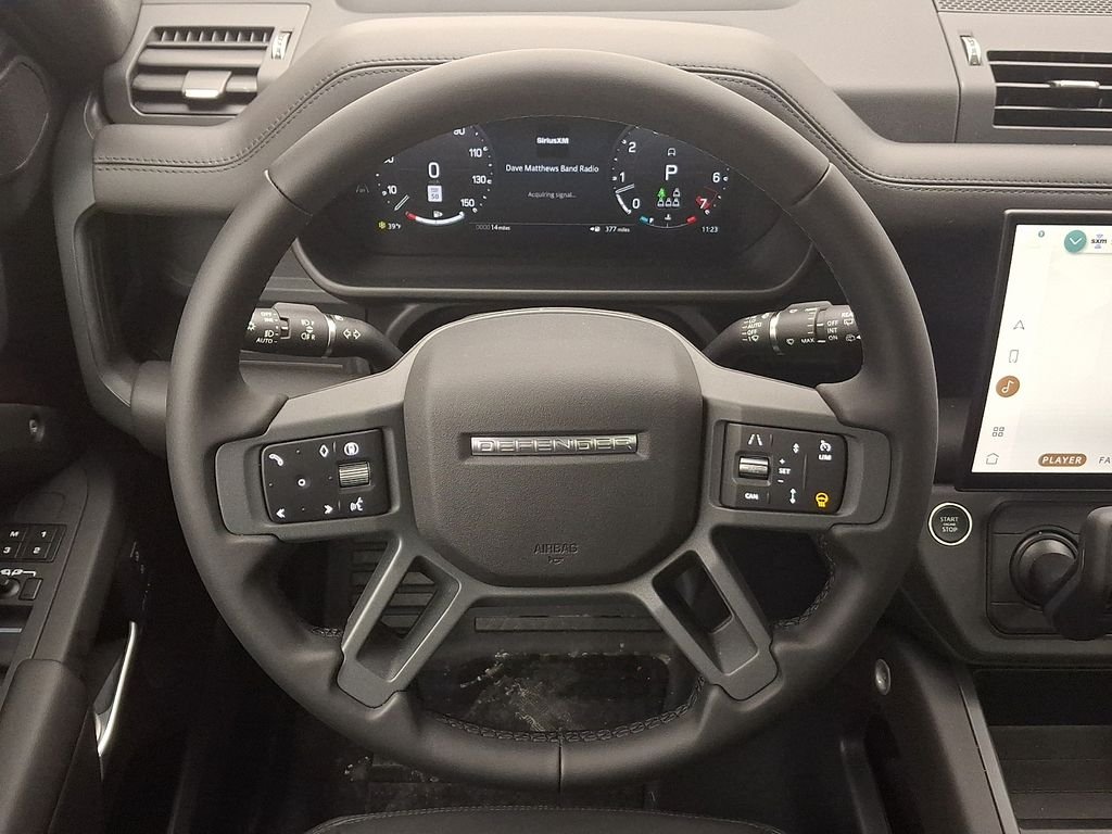 New 2026 Sedona Red Land Rover S image 16