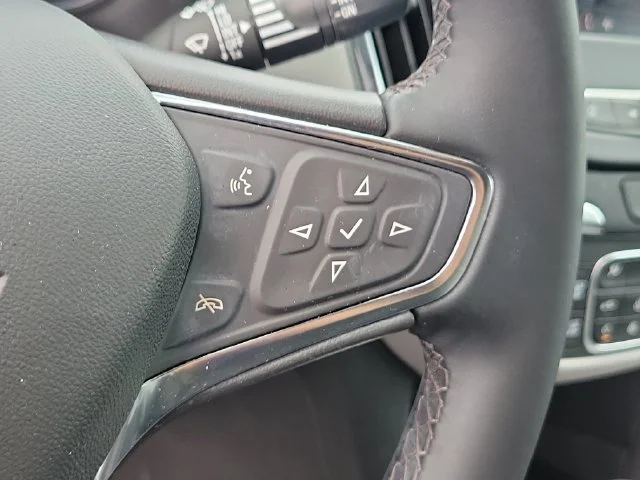2024 Chevrolet Equinox LT - Photo 28