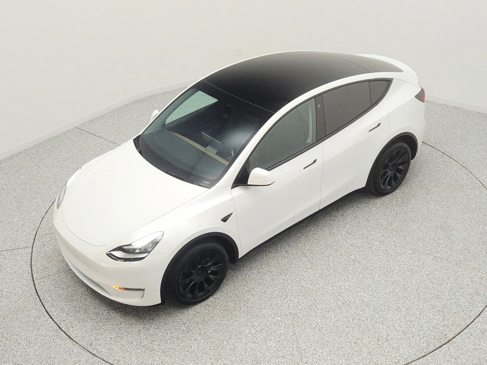 Used 2022 Pearl White Multi-Coat Tesla Long Range AWD image 22