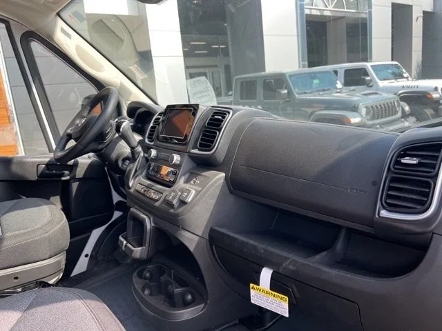 Used 2025 White Ram SLT image 19